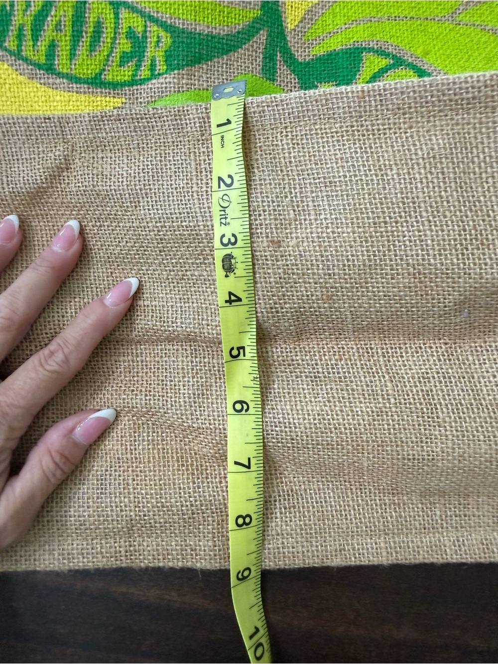 Trader Joe's Lemon Lime Jute Tote Bag in Yellow & Green - Picture 4 of 5